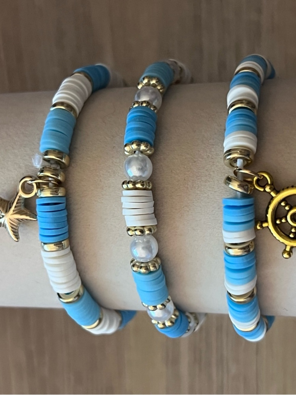 3 Piece Blue White Beaded Stretch Bracelet Set Starfish Ship Wheel Charm - Picture 2 of 3